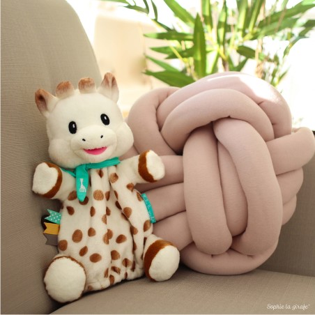 Doudou marionnette Sophie la girafe