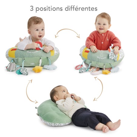 2 in 1 activity cushion Cosy play Sophie la girafe