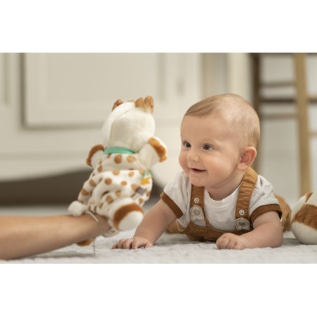 Doudou marionnette Sophie la girafe