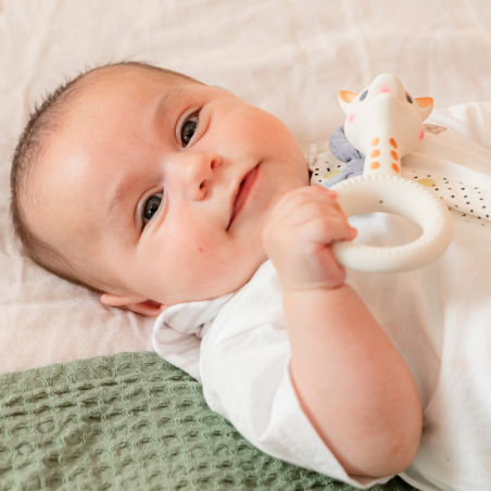 Anneau de Dentition Ring Sophie la Girafe So'Pure - Le coin des pe