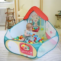 Piscine à balles (Sophie la...